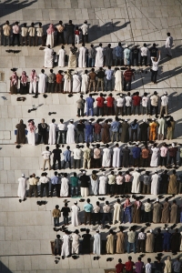 كيف تختار فريق علاقات يستطيع تكوين علاقات؟